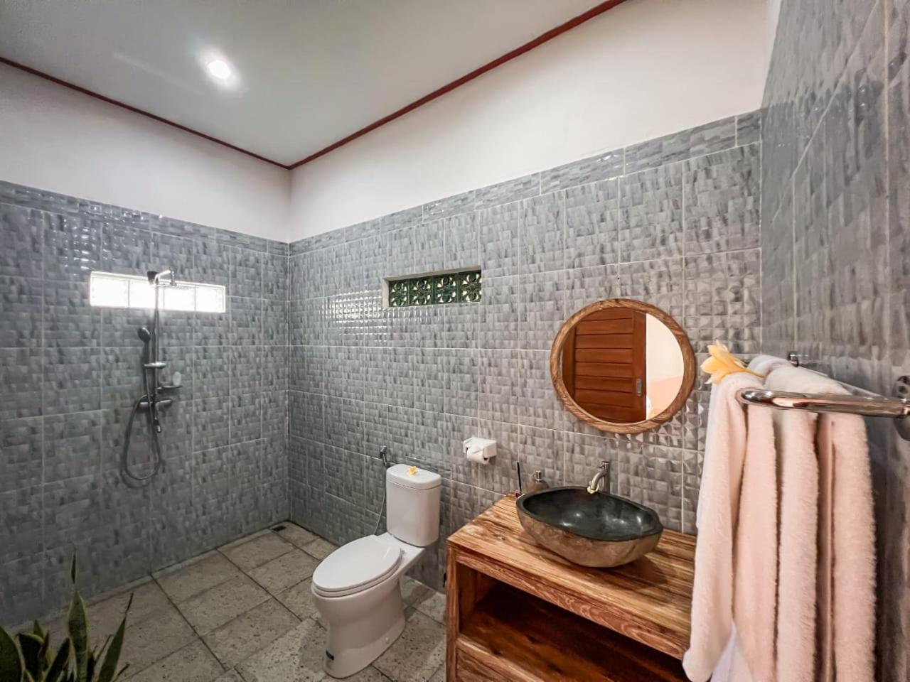 Aris House Private Pool Villa ウブド エクステリア 写真